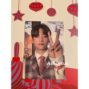 Official BTS 2021 Holiday Collection Little Wishes Taehyung (V) Photo Card